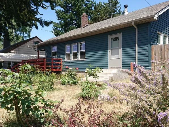 8311 NE Sacramento St, Portland, OR 97220