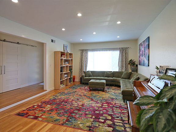4th image of 2225 Kenry Way