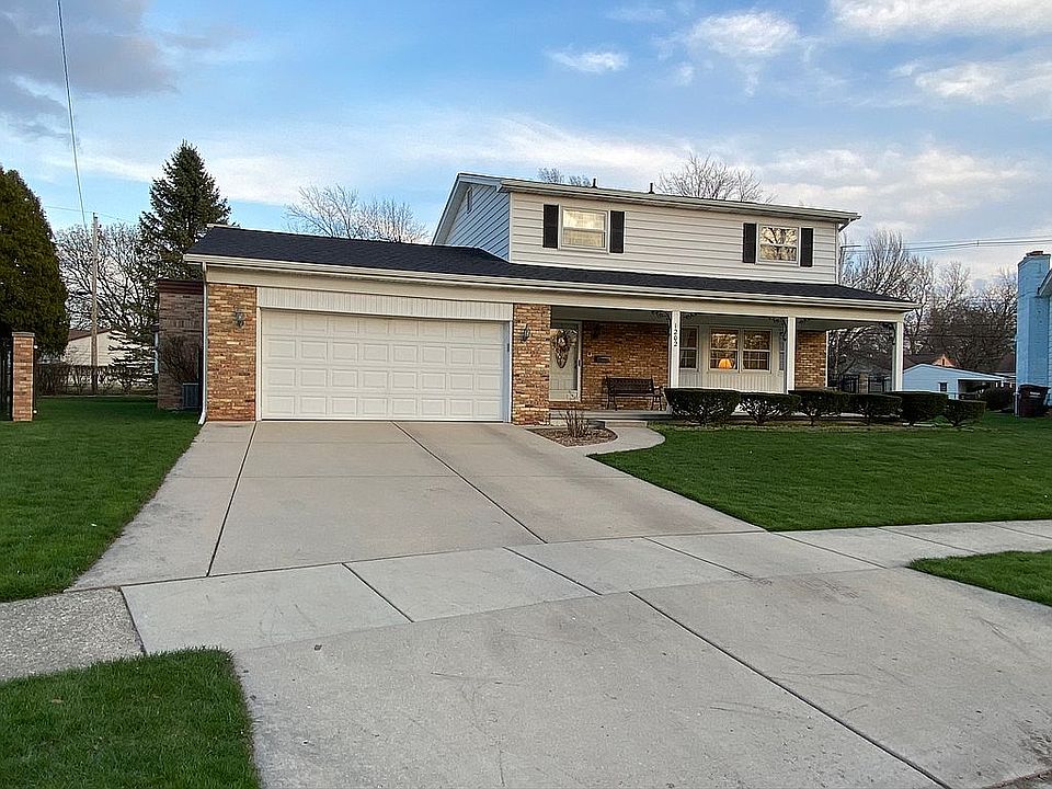 1202 Ravenswood dr Lansing