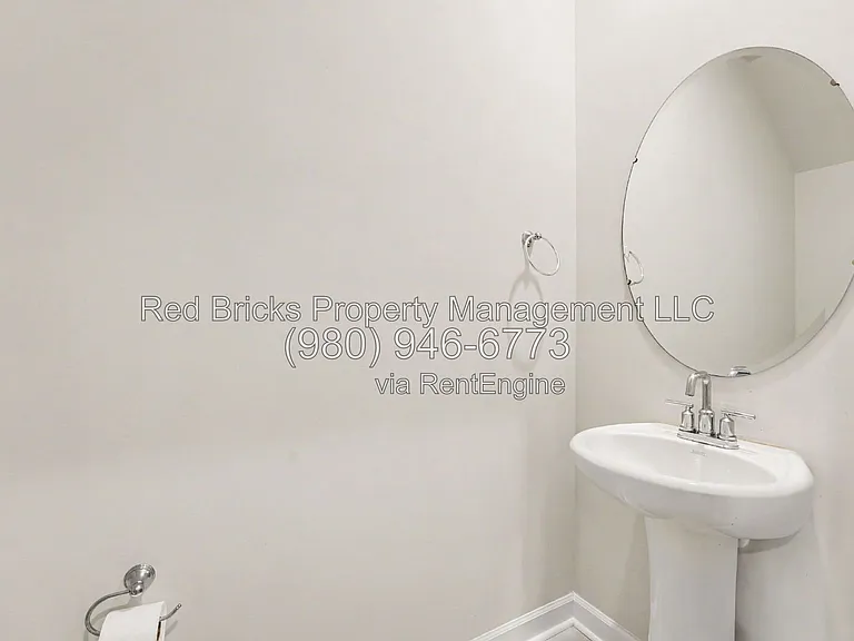 2043 Old Rivers Rd — Photo 9