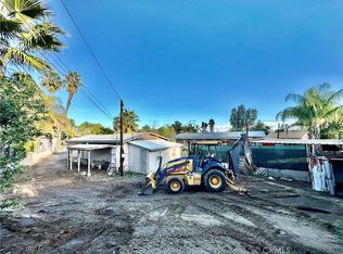 210 Cochise Rd, Perris, CA 92570