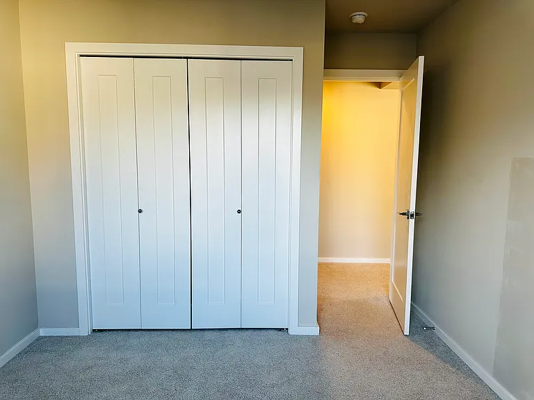 2nd floor - Bedroom 3
