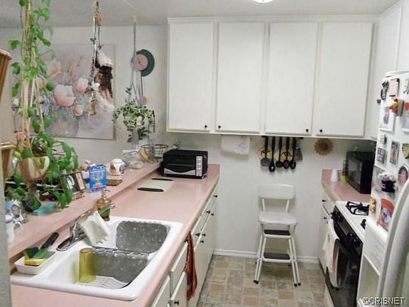 4th image of 7111 Farralone Ave Unit 108