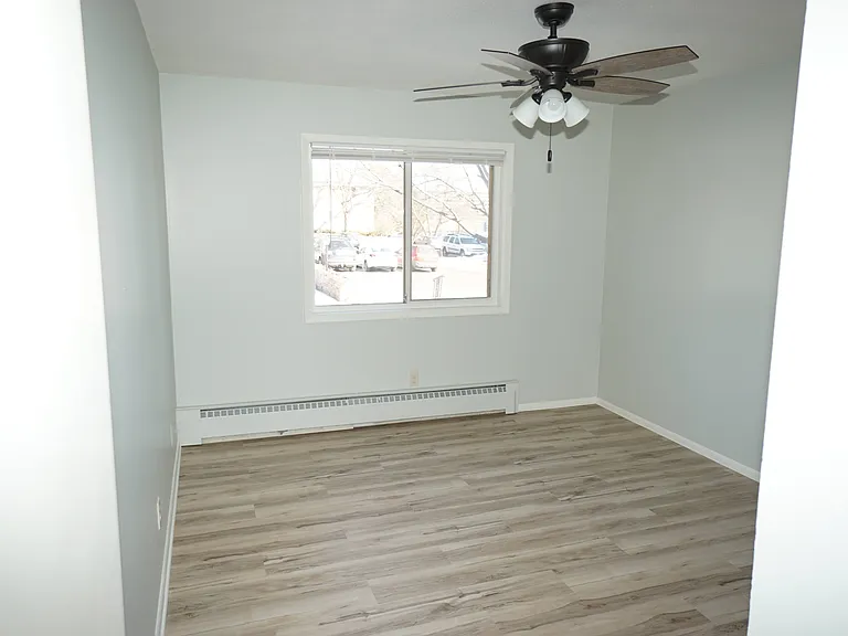 Maple Commons Apartments — Photo 27