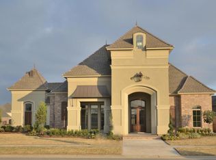 106 Rue De La Rochelle, Broussard, LA 70518