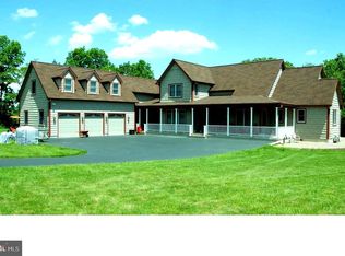 959 Sweetbriar Rd, Perkasie, PA 18944