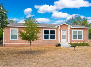 111 Riverpark Dr S, Ingram, TX 78025