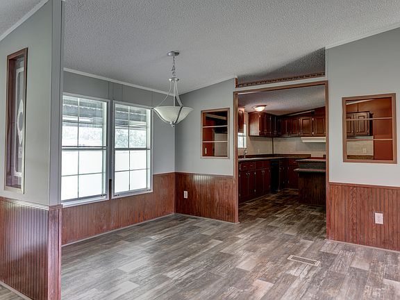 3rd image of 8631 Lorraine Dr