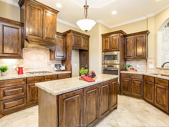 2nd image of 2532 Warkworth Ln