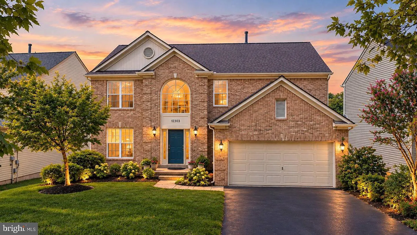 4 bed, 3.5 bath, 2912 sqft, $3,950 — Photo 1