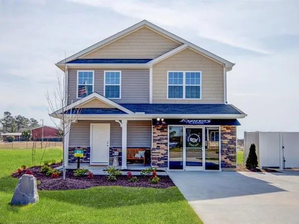 213 Rose Wind Way, Mayodan, NC 27027
