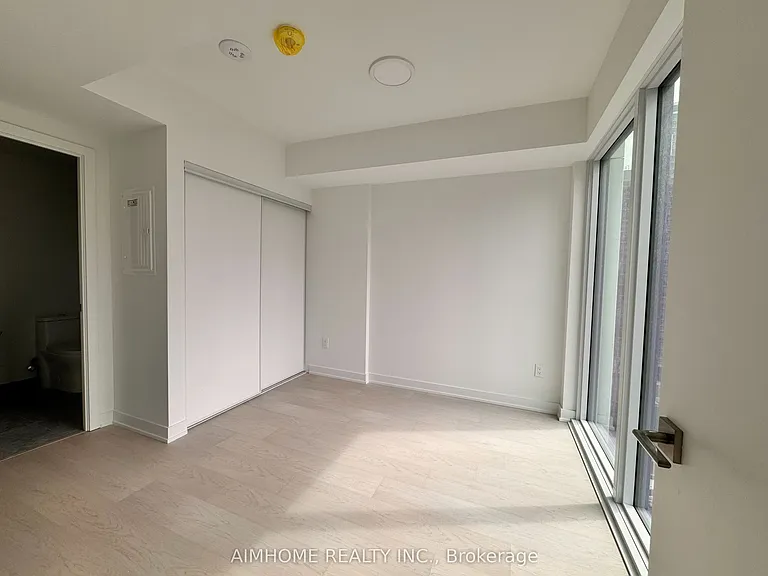 252 Church St #715 — Photo 4