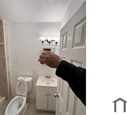110 E Fredricks St #B — Photo 26