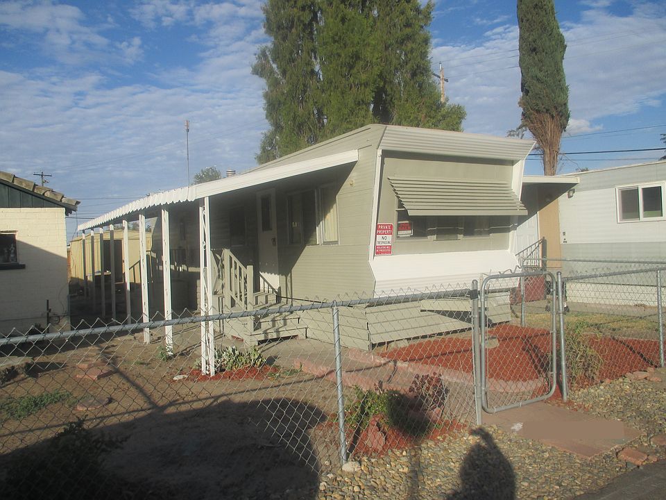 2nd image of 5022 E Broadway Ave #4