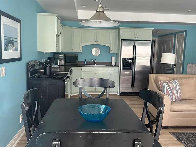 333 Cottage Ln #A — Photo 9