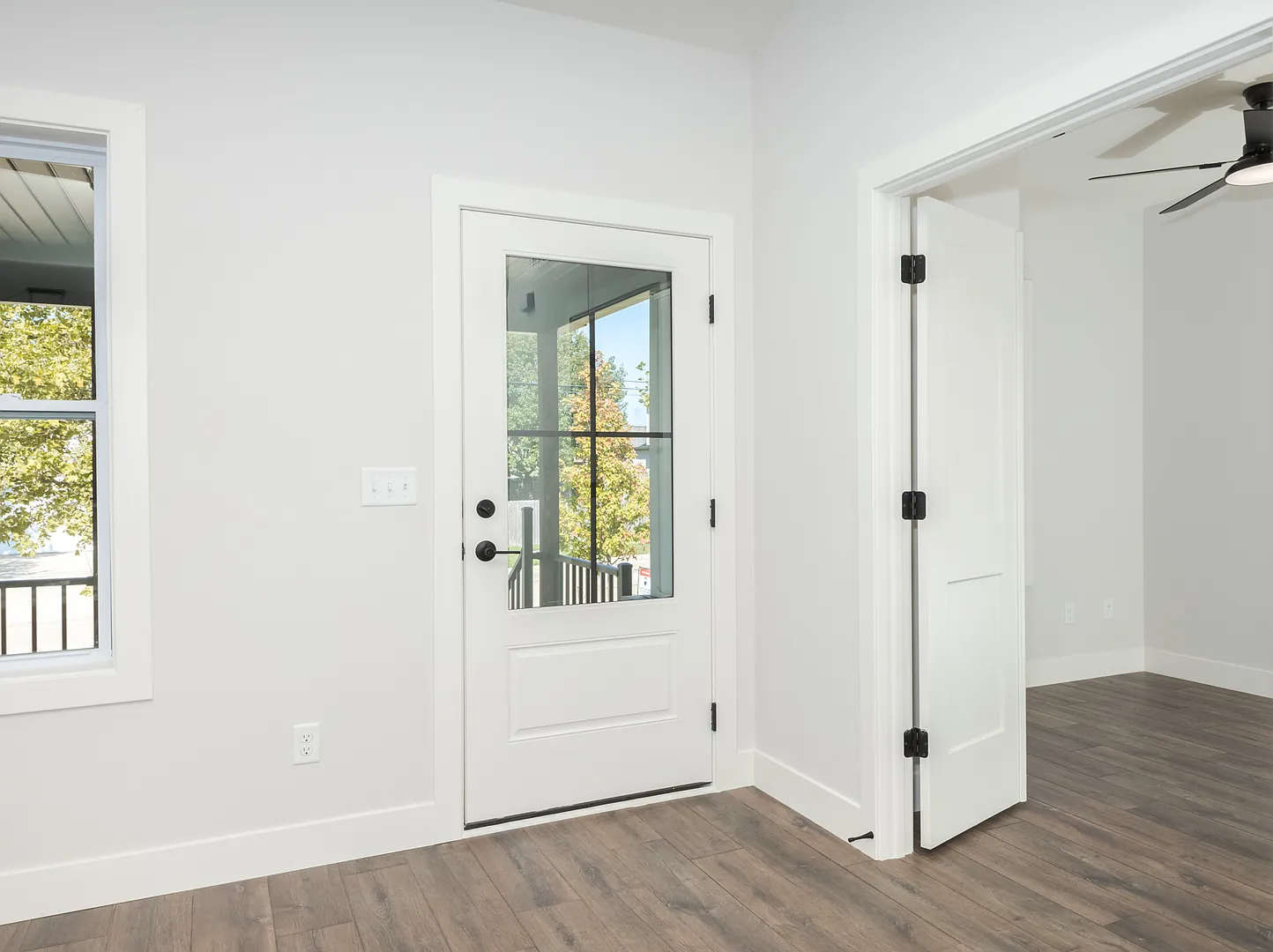 4 bed, 2156 sqft, $3,000 — Photo 3