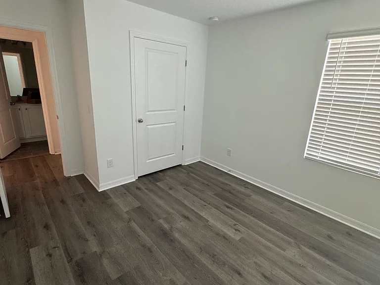 6577 Quest St — Photo 4