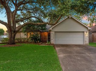 16438 Camino Del Sol Dr, Houston, TX 77083