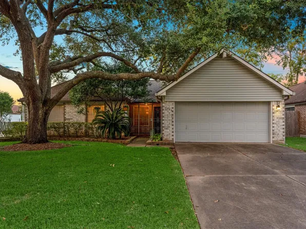 16438 Camino Del Sol Dr, Houston, TX 77083