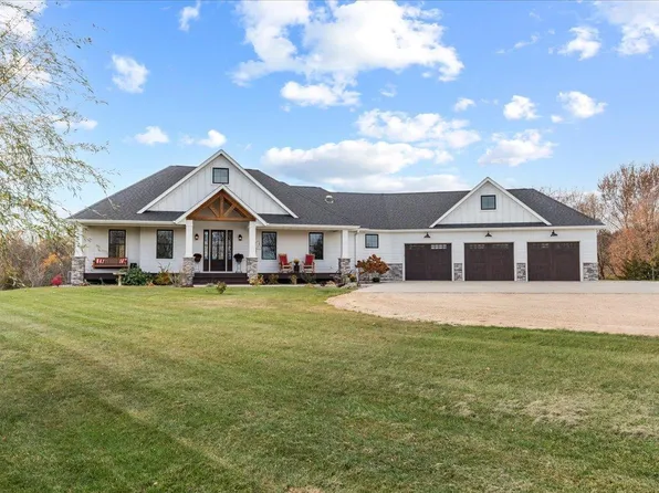 766 107th St, Roberts, WI 54023