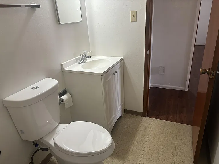 2618 E Turney Ave #4 — Photo 9