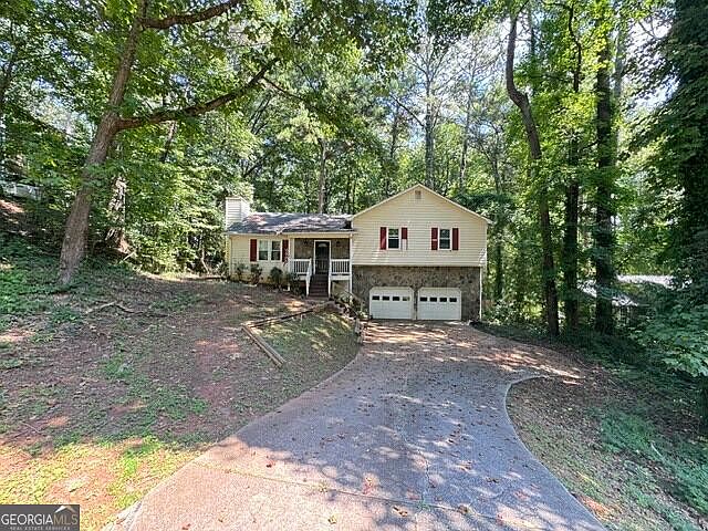1st image of 92 Fox Dr