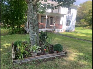 42 Sunnyside St, Friendship, NY 14739