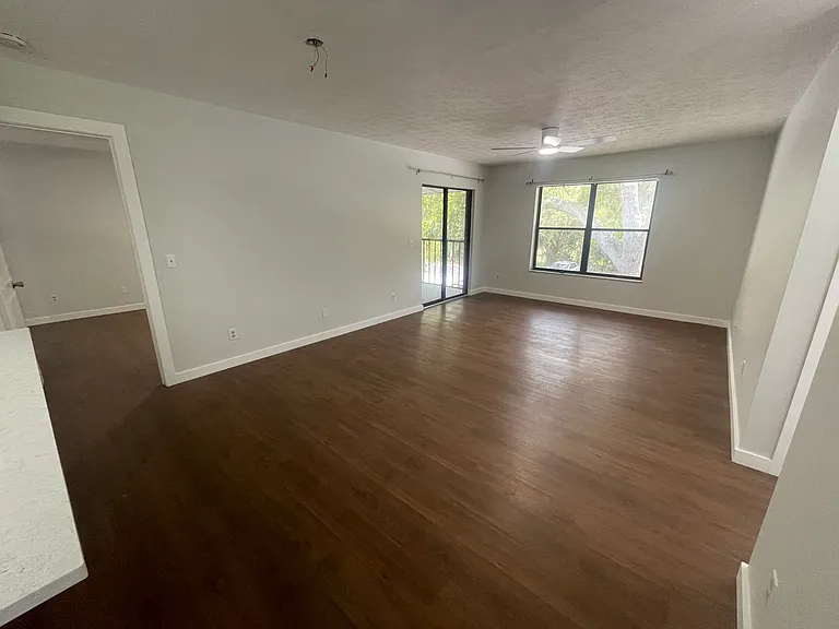 6535 SE Federal Hwy #201 — Photo 7