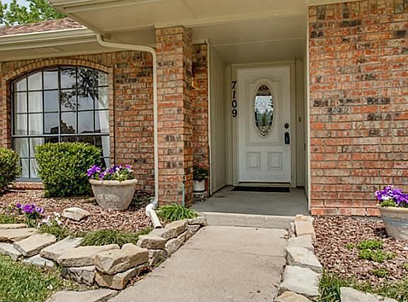 4th image of 7109 Harvest Hill Dr