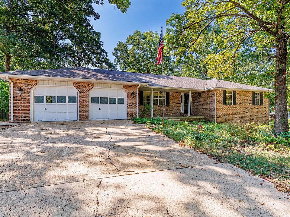 1st image of 120 Kingsway Cir