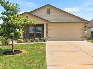 103 Reagor Dr, Taylor, TX 76574