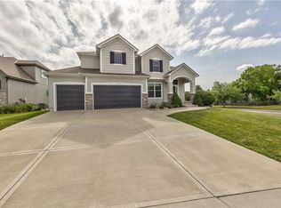 14017 Haskins St, Overland Park, KS 66221