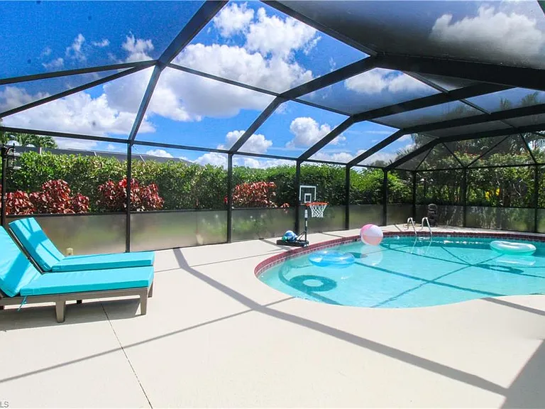 213 Bay Meadows Dr — Photo 42