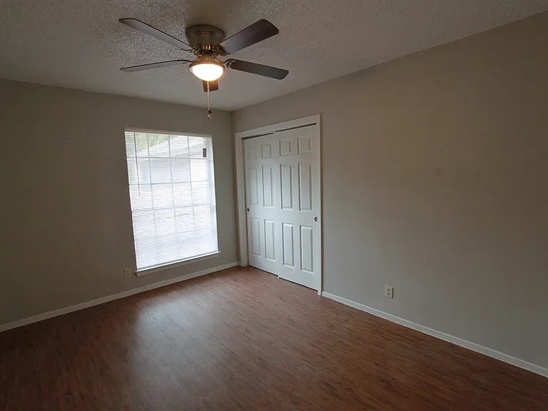 6606 Betty Cook Dr — Photo 10