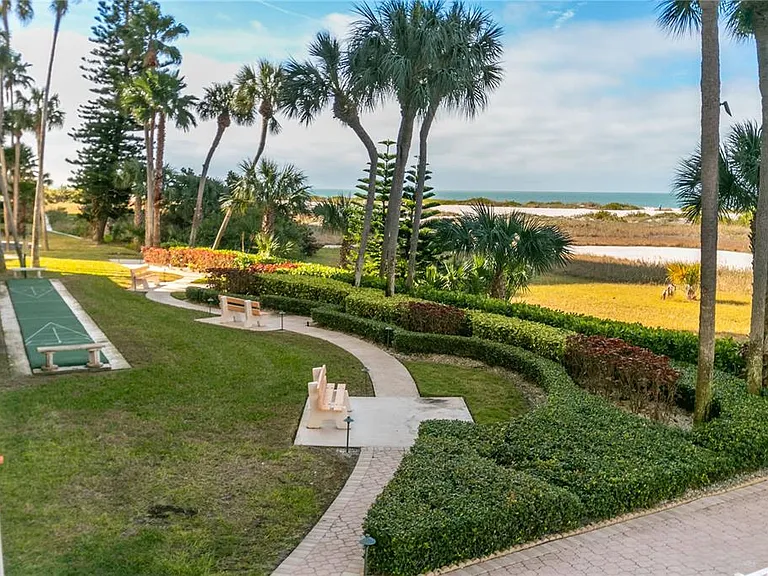 1270 Gulf Blvd #708 — Photo 38