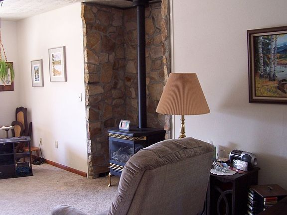 3rd image of 900 Idlewood Dr