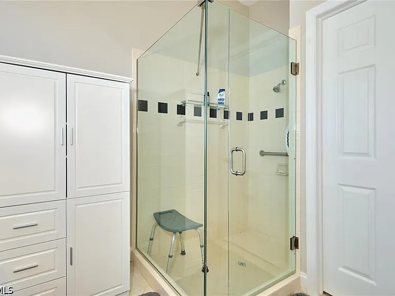 9240 Willowcrest Ct — Photo 38