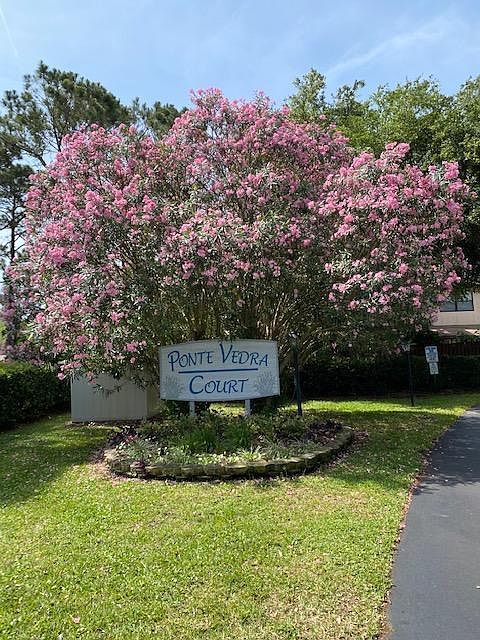 Entrance to Ponte Vedra Courts