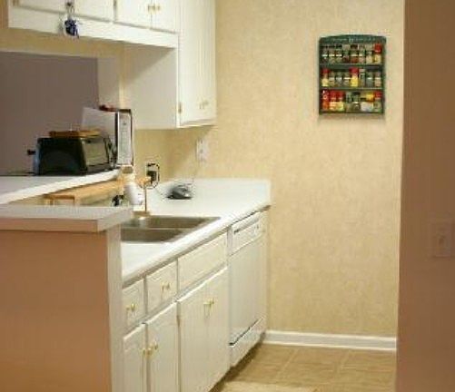 3rd image of 155 Spring View Dr