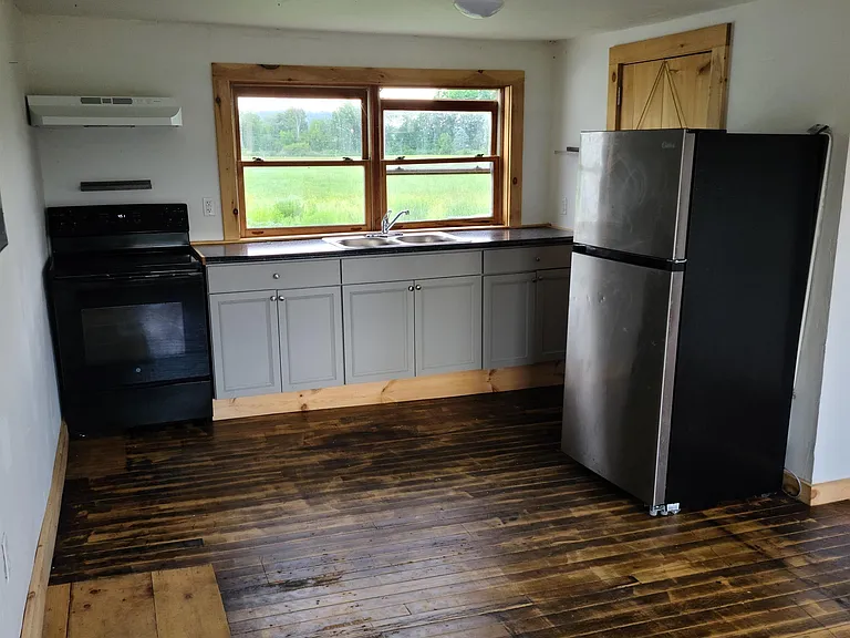 1784 Bean Hill Rd — Photo 1