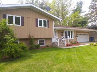 4308 Thru St, Saint Cloud, MN 56303
