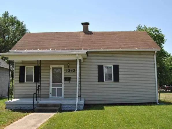 1242 N 13th St, Terre Haute, IN 47807