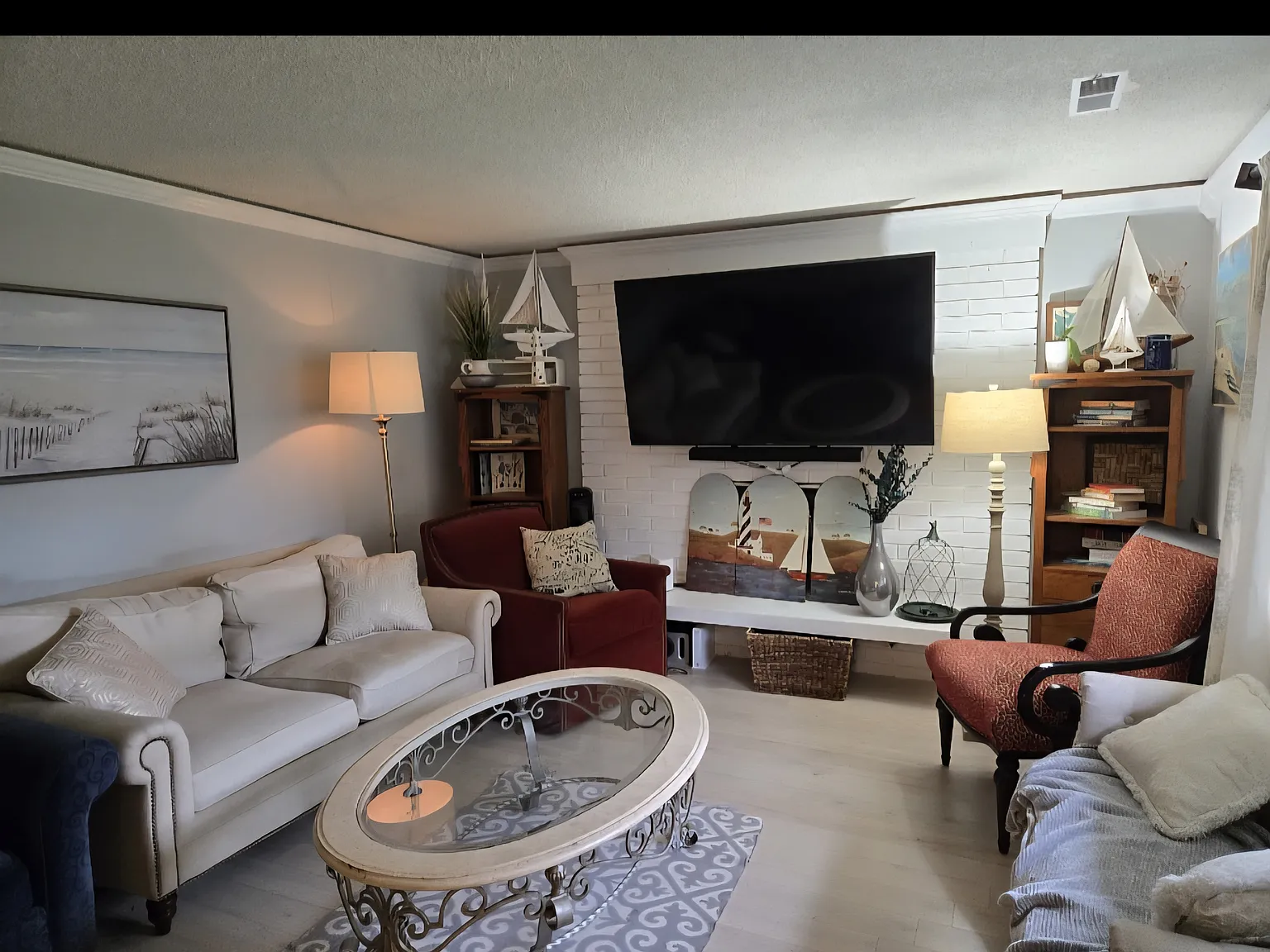 3 bed, 1350 sqft, $3,500 — Photo 3