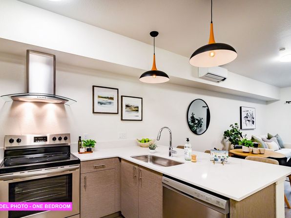 2120 Santa Barbara Ave #309