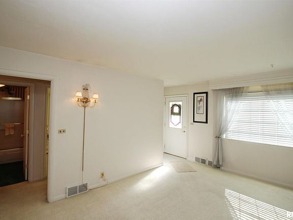 4th image of 5209 W Katherine Ave