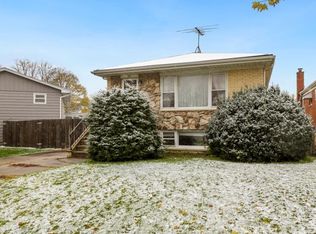 551 N Walnut St, Elmhurst, IL 60126