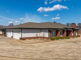 1628 Sunset Cir, Grove, OK 74344