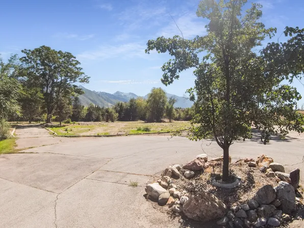 6369 S Cobblerock Ln, Salt Lake City, UT 84121
