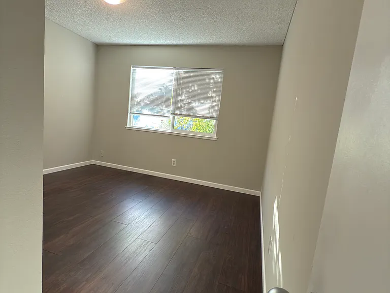 4726 Greenholme Dr #2 — Photo 13