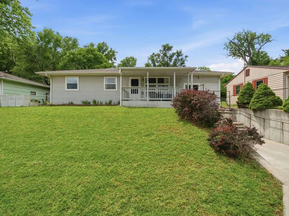 518 S Calhoun St, Junction City, KS 66441